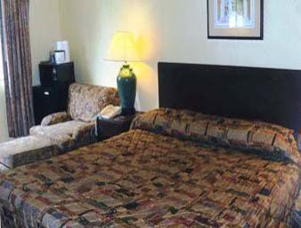 Super Inn Lodge West Bilik gambar