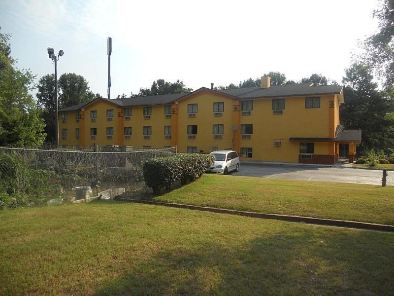 Super Inn Lodge West Luaran gambar